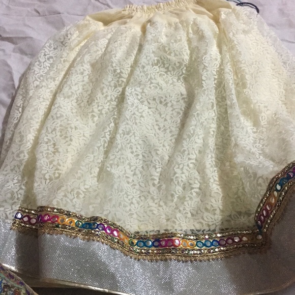 Beautiful Bollywood 3 Piece outfit size age 6 - Picture 6 of 8